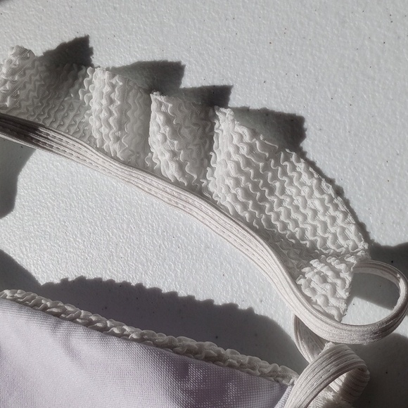 Textured Fabric 2-Piece Bikini Set - Picture 10 of 17